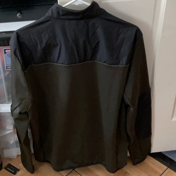 NWT Greg Norman hydro tech water repellant mock neck sweater, medium. - Picture 2 of 5